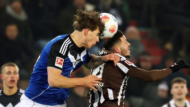 Fußball-Bundesliga: Nullnummer im Stadtduell: 0:0 zwischen St. Pauli und HSV