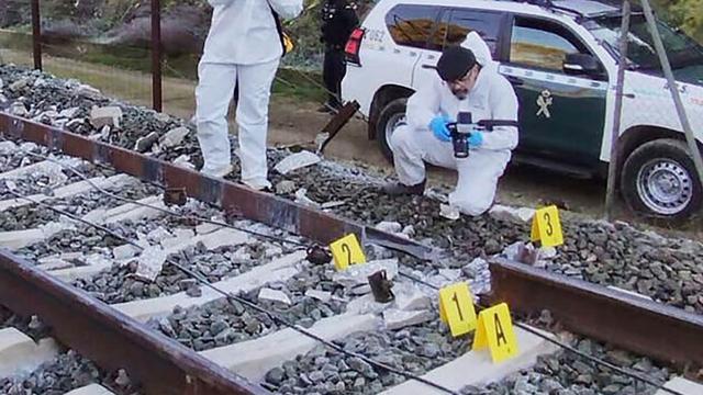 Zugunglück: Spanien: Bruch einer Schiene möglicher Grund für Zugunglück