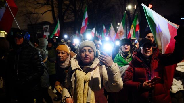 Demonstrationen: Tausende demonstrieren gegen Regierung im Iran