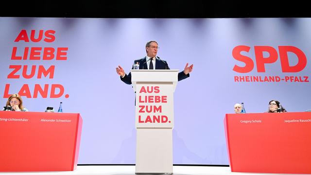 Sicherheit: Tee und Uniformierte - Schweitzer zu Gewalt an Schulen