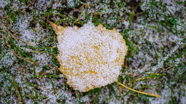 Wetter: Eisige Woche startet mit Schnee und Frost im Südwesten