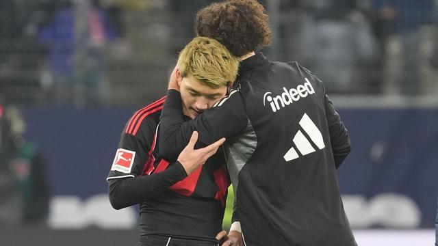 Fußball-Bundesliga: Frankfurt versinkt tiefer in der Krise – Fans pfeifen