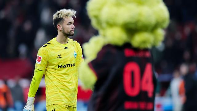 Fußball-Bundesliga: Vertrauen für Trainer Steffen: Aber Werder rutscht weiter ab