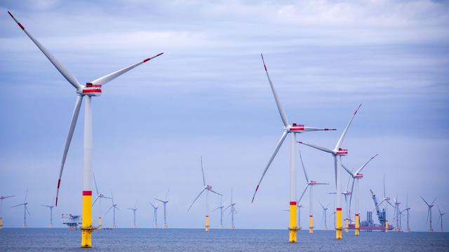 Strom: Analyse: Grenzüberschreitende Meeres-Windparks senken Kosten