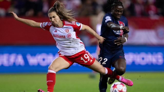 Fußball-Bundesliga: Bayern-Fußballerinnen verlängern mit Naschenweng