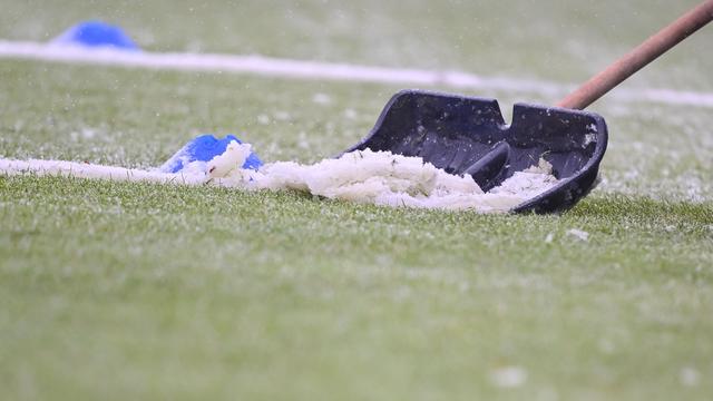 2. Fußball-Bundesliga: Holstein Kiel sagt Training wegen Schneefalls ab
