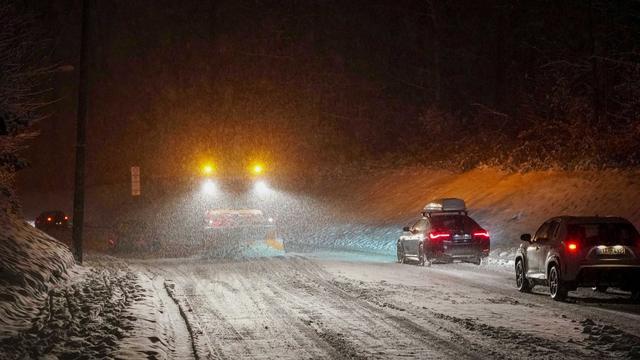 Wettervorhersage: Schnee und Glätte: Was Autofahrer jetzt noch erwartet