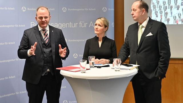 Bilanz und Ausblick: Sinkende Arbeitslosigkeit im Norden erwartet