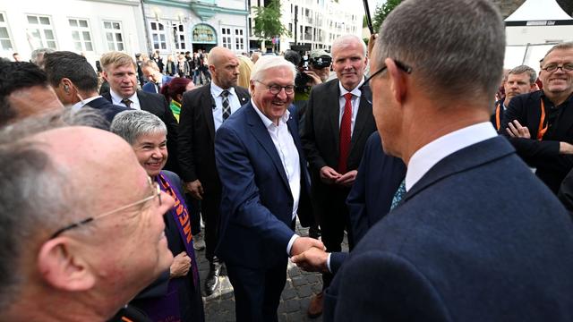 Katholikentreffen: Steinmeier und Merz beim Katholikentag in Würzburg dabei