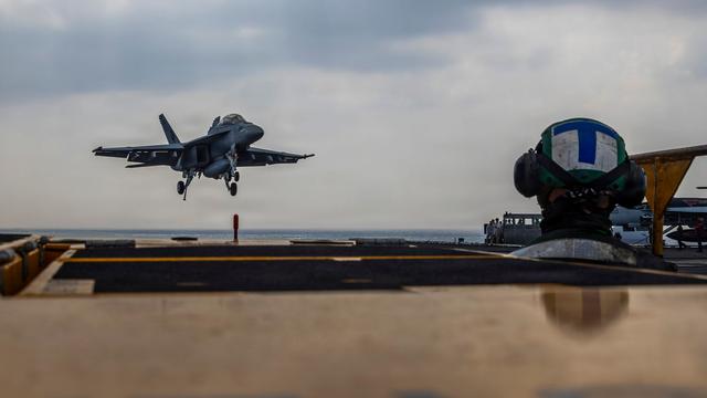 Konflikte: US-Flugzeugträger befindet sich nun näher am Iran