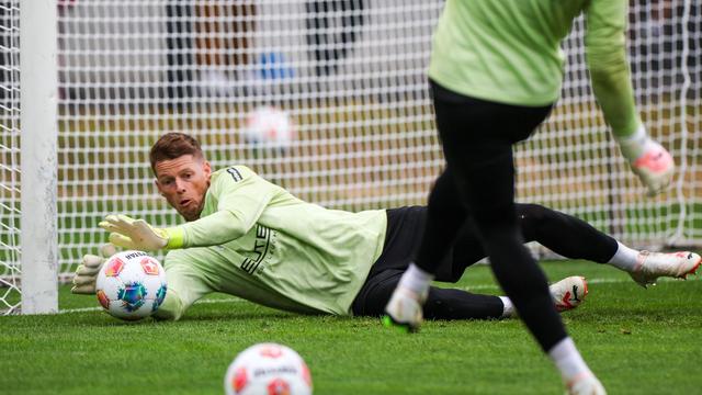 Fußball-Bundesliga: Gladbacher Torhüter Omlin wechselt nach Leverkusen