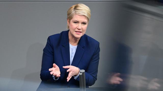 NS-Opfer: Holocaust-Gedenken: Schwesig lobt Engagement junger Menschen