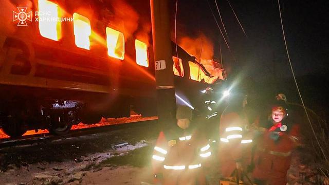 Russischer Angriffskrieg: Ukraine: Tote nach russischem Angriff auf Passagierzug