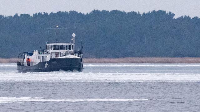 Eis auf der Ostsee: Eisbrecher soll Passagiere befördern - Amt sieht Gefahren