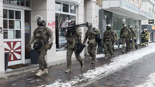 Einsatz am Pferdemarkt: SEK-Einsatz in Oldenburg - Mann verschanzte sich in Hotel