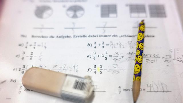Grundschulen: Ministerin: Reform bei Division macht Kinder besser in Mathe