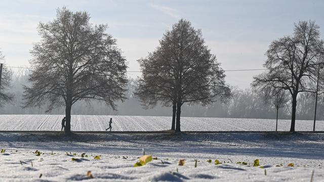 Wetter im Südwesten: Teils Minusgrade und Regen: Pendler sollten vorsichtig sein