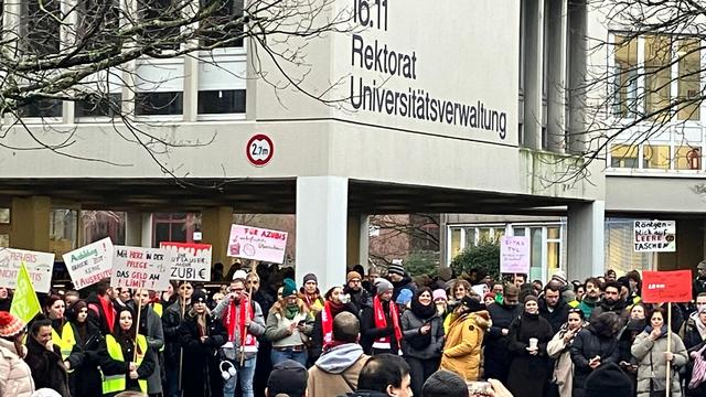 Warnstreikwelle: Warnstreiks an Hochschulen und Unikliniken - Staus möglich