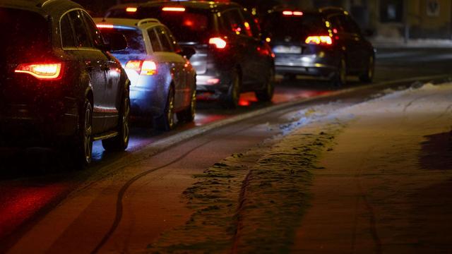 Winterwetter: Vorsicht im Verkehr: Glätte und Schnee im Nordwesten