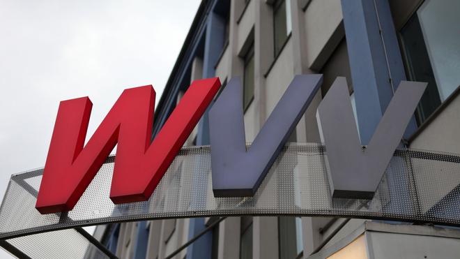 Wintereinbruch: Schneefall und Glätte sorgen für Ausfälle im öffentlichen Nahverkehr in Würzburg. (Symbolbild)