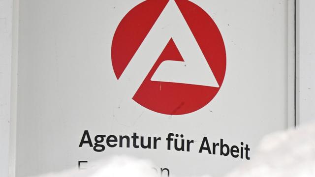 Arbeitsmarkt: Talsohle wird länger: Mehr als drei Millionen Arbeitslose