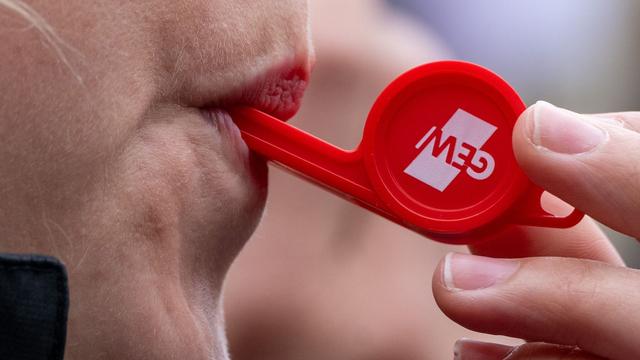 Aufruf an Lehrkräfte: Warnstreiks an Schulen - Was ist bei Unterrichtsausfall?