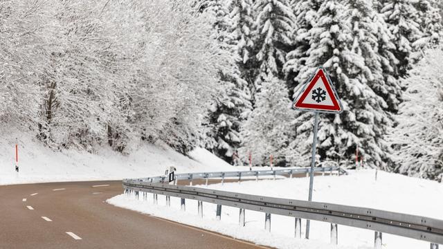 Wetter im Baden-Württemberg: Weiter Glätte-Gefahr - Hier ist das Risiko besonders hoch