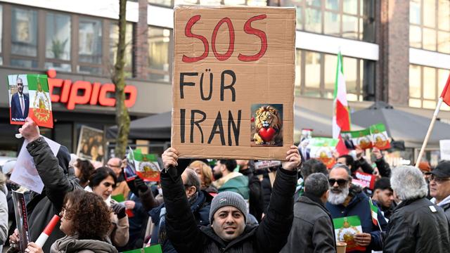 Leid im Iran: Wieder Iran-Demos in Düsseldorf - 10.000 erwartet