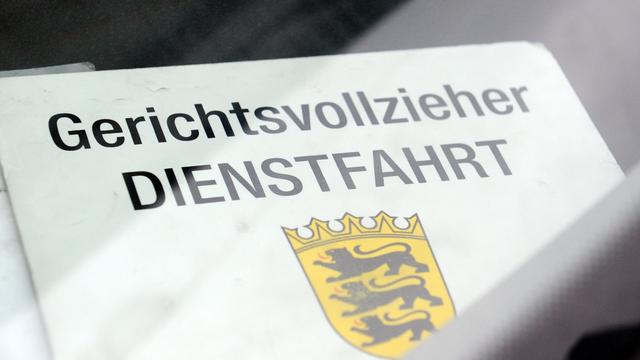 Justiz: Gerichtsvollzieher im Land bekommen Schutzwesten