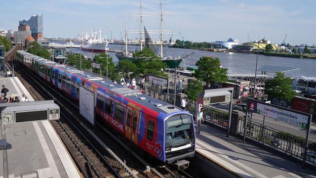 ÖPNV: Keine U-Bahnen und Busse - Warnstreik in Hamburg