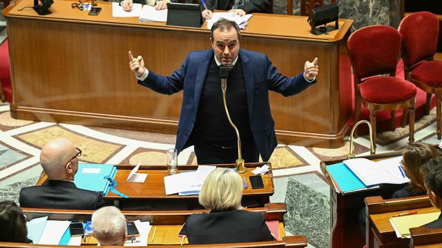 Haushalt für 2026: Frankreichs Etat beschlossen - Misstrauensvoten scheitern