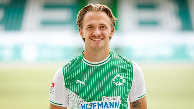 2. Fußball-Bundesliga: Fürther Mathias Olesen wechselt zum Grazer AK