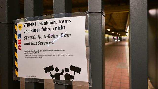 Tarifauseinandersetzung: BVG verurteilt Streik als 