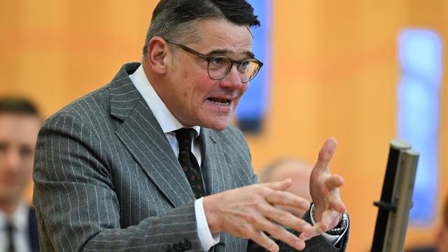 Parlament: Haushalt 2026 - Rhein betont nötiges Vertrauen in Demokratie