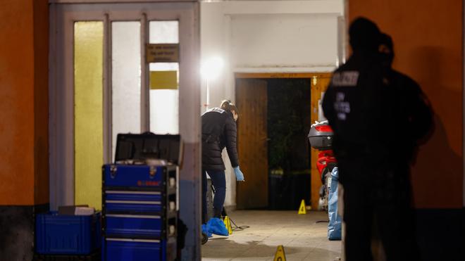 Notfall: Die Polizei geht derzeit davon aus, dass die beiden Männer sich kannten.