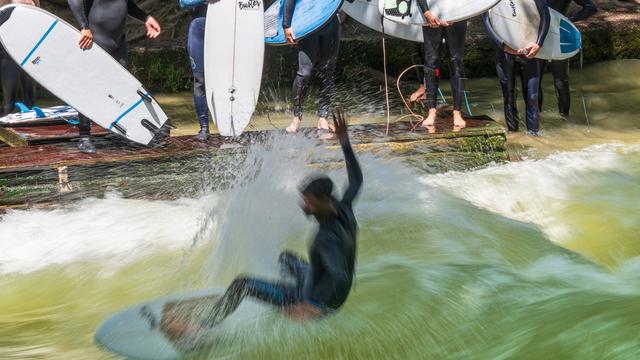 Eisbachwelle: Neuer Anlauf für Münchens legendäre Surfwelle am Eisbach