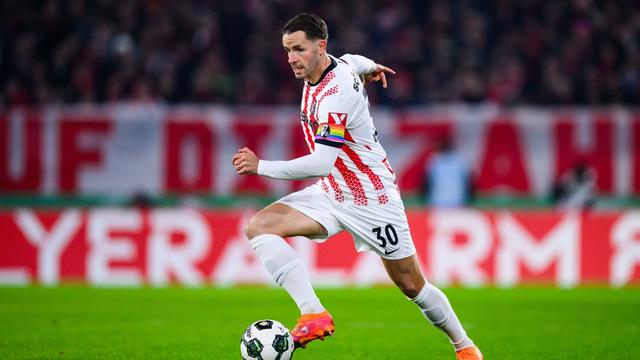 Fußball-Bundesliga: Rekordspieler Günter verlängert beim SC Freiburg