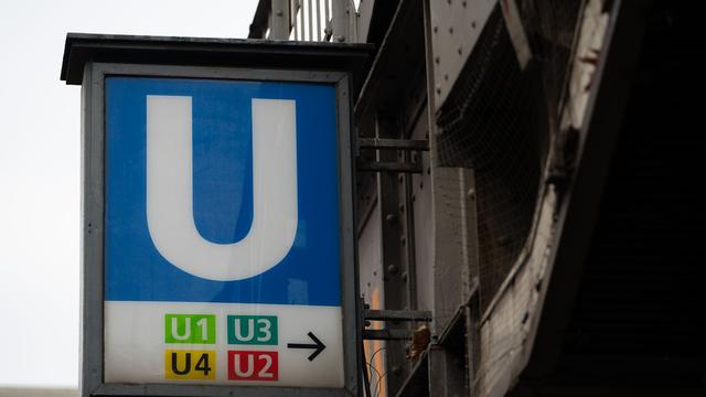 Glätte: Extremwetter: U-Bahnlinie 3 weiter unterbrochen