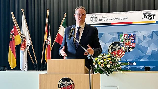 Wehrdienst: Schweitzer: Bundeswehrdienst muss freie Entscheidung sein