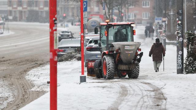 Winterwetter im Norden: Stadtreinigung: 16. Großeinsatz des Winterdienstes