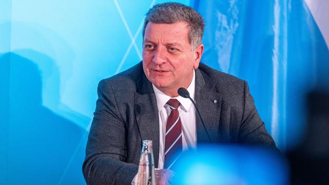 Nach tödlichem Angriff: Verkehrsminister wollen zu Schutz für Bahnpersonal beraten