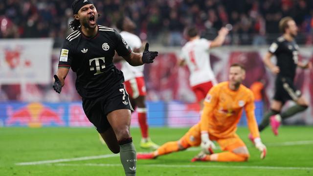 Fußball-Bundesliga: Vier Monate vor WM: Gnabry verlängert beim FC Bayern