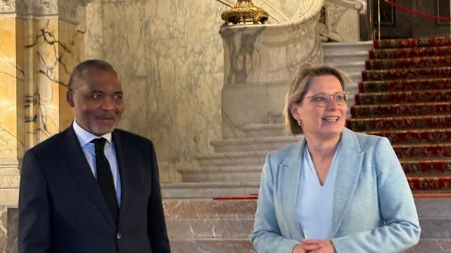 Besuch in Den Haag: Sanktionen gegen Strafgerichtshof – heikle Mission für Hubig