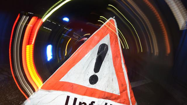 Verkehrsunfall: Autofahrer stirbt nach Unfall in Chemnitz