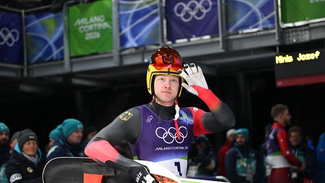 Winterspiele: Rodler Langenhan auf Goldkurs - Loch weit zurück