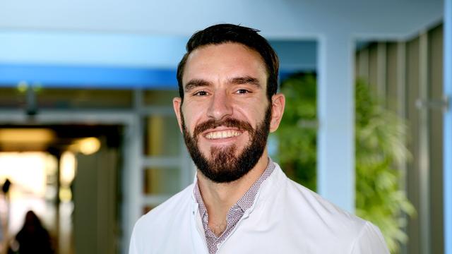 Brand in Silvesternacht: Nach Silvesterbrand: Schwerverletzte starten lange Reha