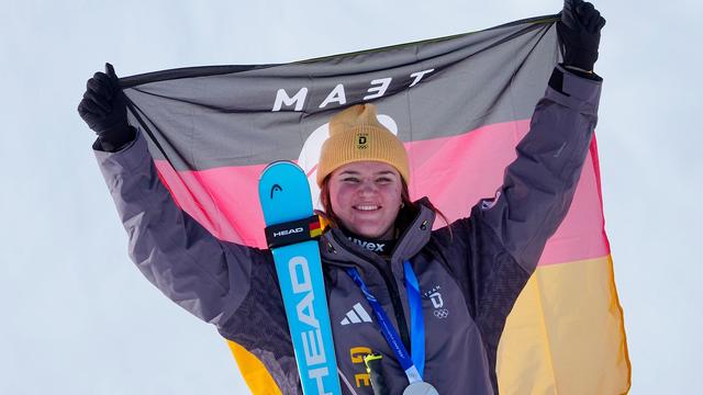 Olympische Winterspiele: Ski-Drama in Cortina: Aicher holt Silber, Vonn stürzt schwer
