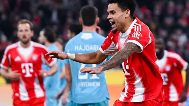 Fußball-Bundesliga: Bayern feiern Díaz: 