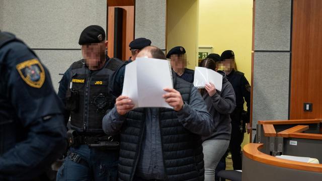 Schwere Misshandlungen: Eltern ließen Dreijährigen verhungern - lebenslange Haft