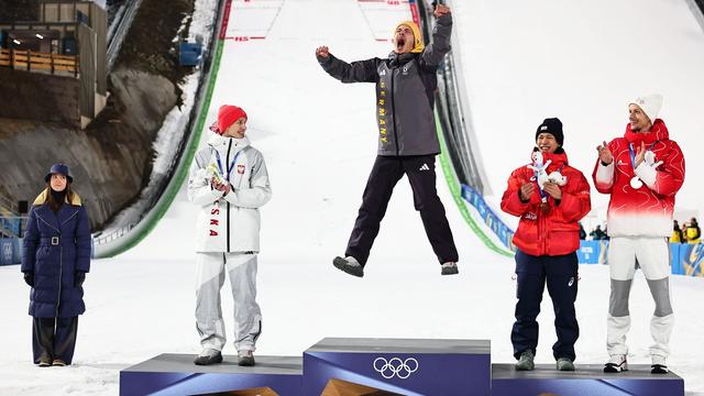 Olympische Winterspiele: Bier-Bremse für die nächste Medaille: Raimund springt wieder